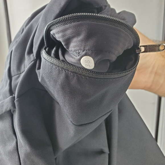 Lululemon shorts - Picture 5 of 5